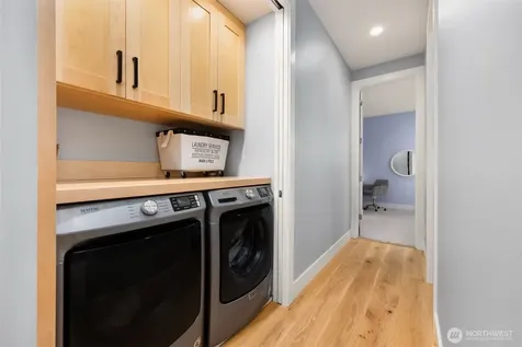 8701 NE Winslow Grove Court Bainbridge Island WA 98110