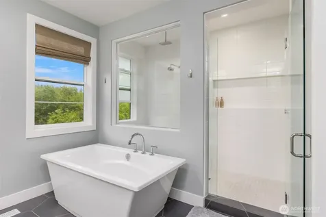 8701 NE Winslow Grove Court Bainbridge Island WA 98110