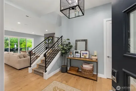 8701 NE Winslow Grove Court Bainbridge Island WA 98110