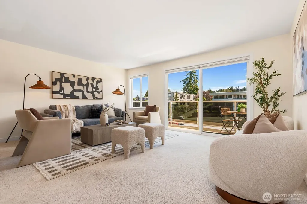 960 5th Ave S Edmonds WA 98020