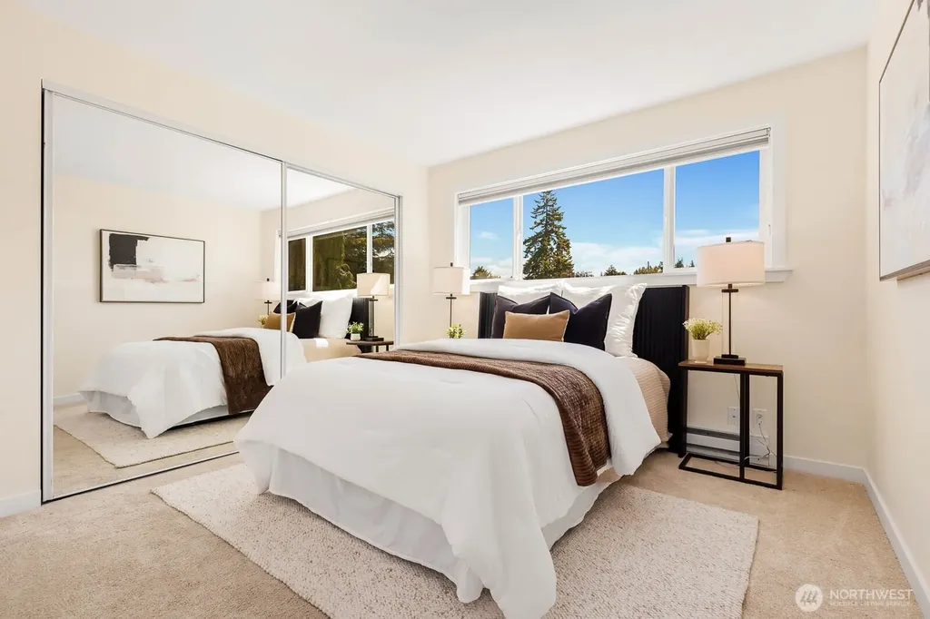 960 5th Ave S Edmonds WA 98020