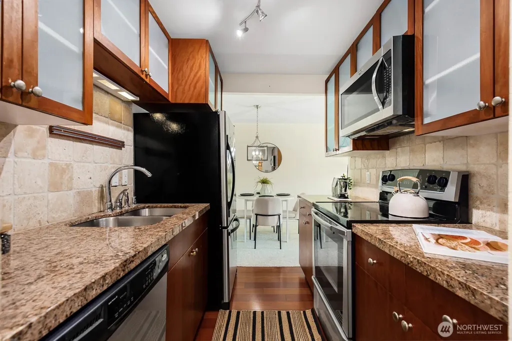 960 5th Ave S Edmonds WA 98020