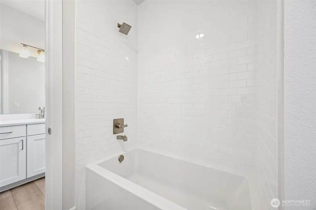 13712 100th Street NE Lake Stevens WA 98258