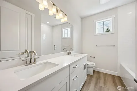 13712 100th Street NE Lake Stevens WA 98258