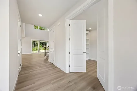 13712 100th Street NE Lake Stevens WA 98258