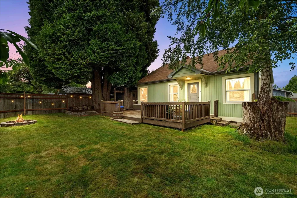 1 E Mcgill Avenue Everett WA 98208