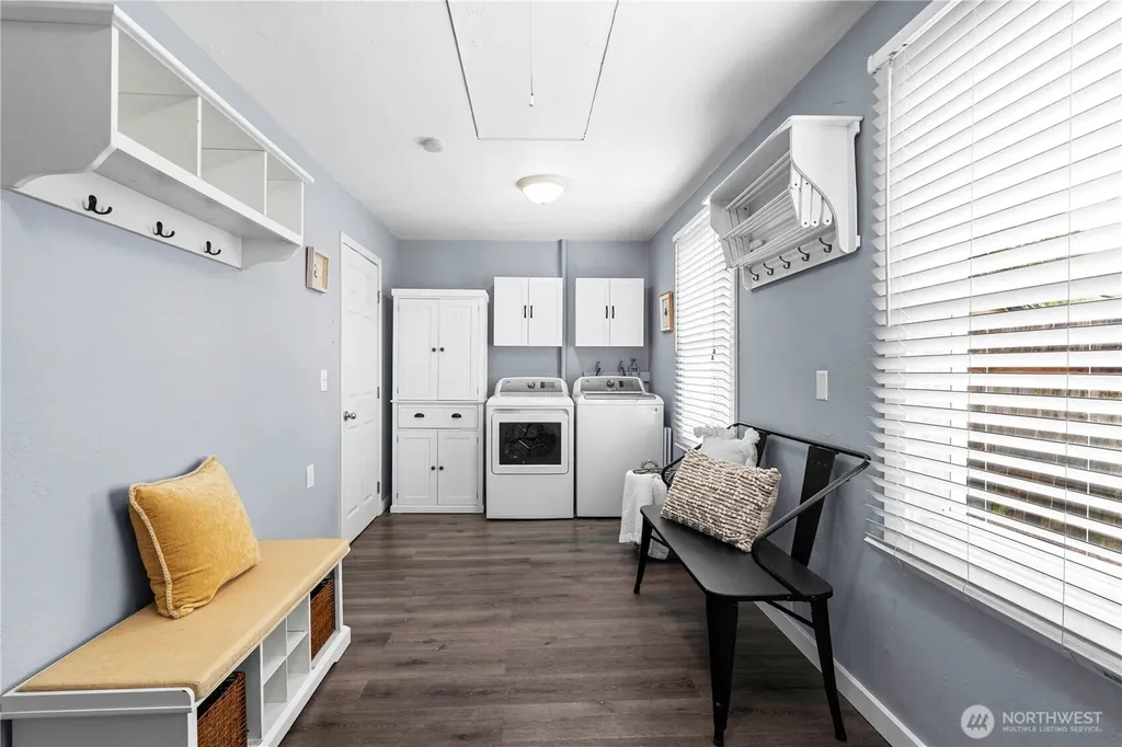 1 E Mcgill Avenue Everett WA 98208