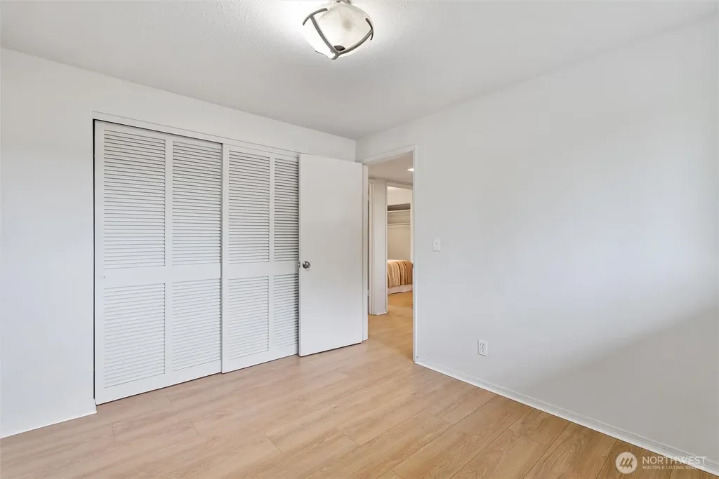 1119 Shelton Avenue NE Renton WA 98056