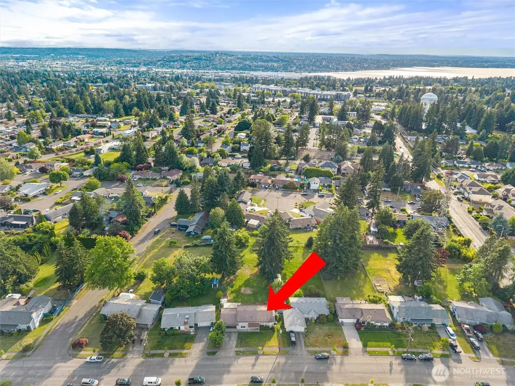 1119 Shelton Avenue NE Renton WA 98056