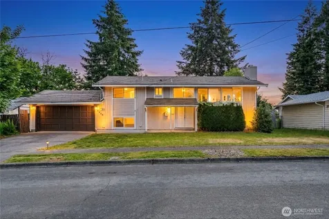 1119 Shelton Avenue NE Renton WA 98056
