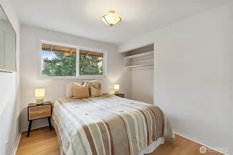 1119 Shelton Avenue NE Renton WA 98056