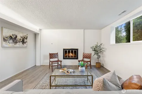 1119 Shelton Avenue NE Renton WA 98056