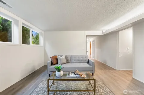 1119 Shelton Avenue NE Renton WA 98056