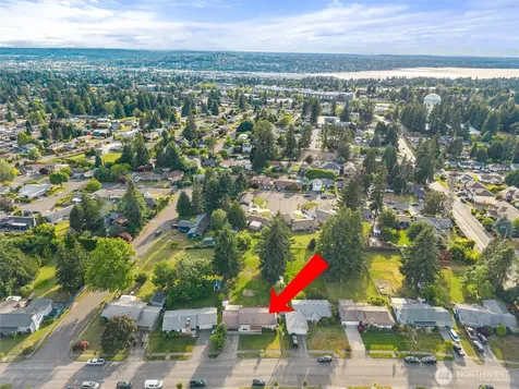 1119 Shelton Avenue NE Renton WA 98056