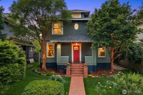 721 18th Avenue E Seattle WA 98112