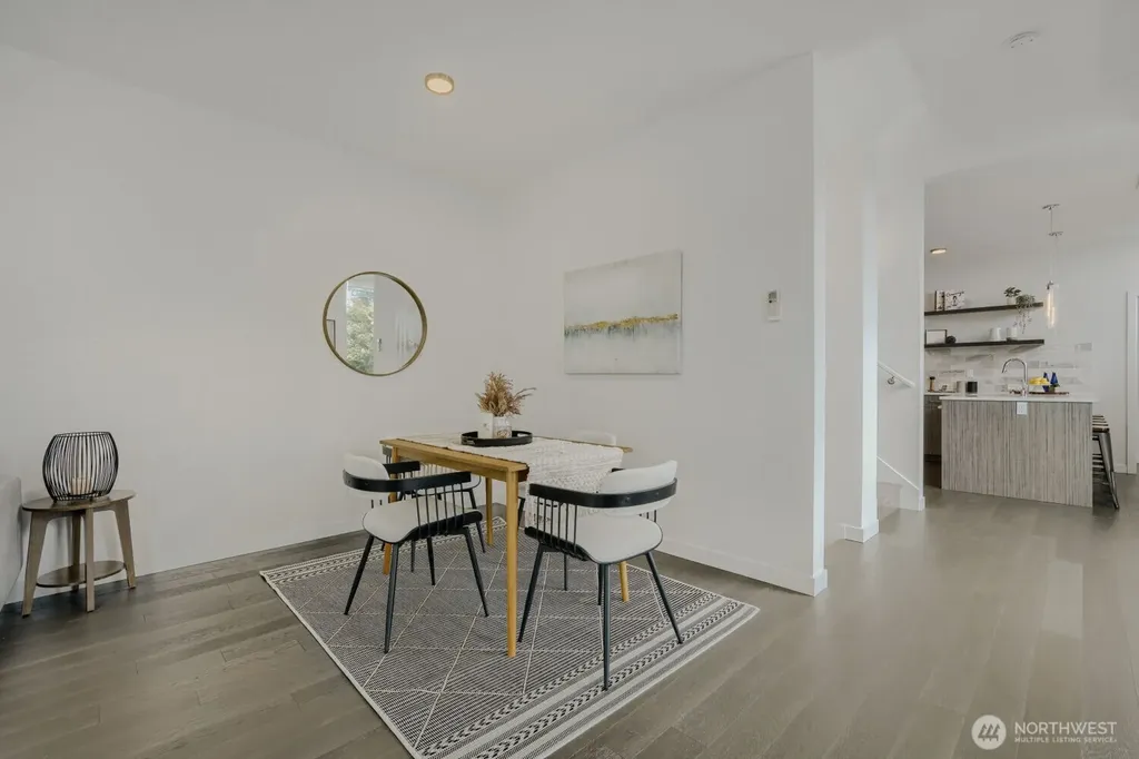 2573 13th Avenue W Seattle WA 98119