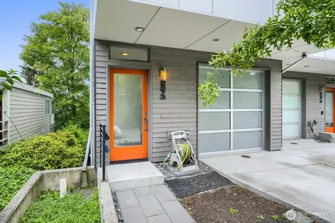 2573 13th Avenue W Seattle WA 98119