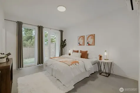 2573 13th Avenue W Seattle WA 98119
