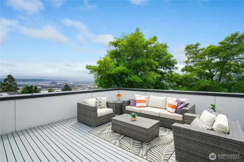 2573 13th Avenue W Seattle WA 98119
