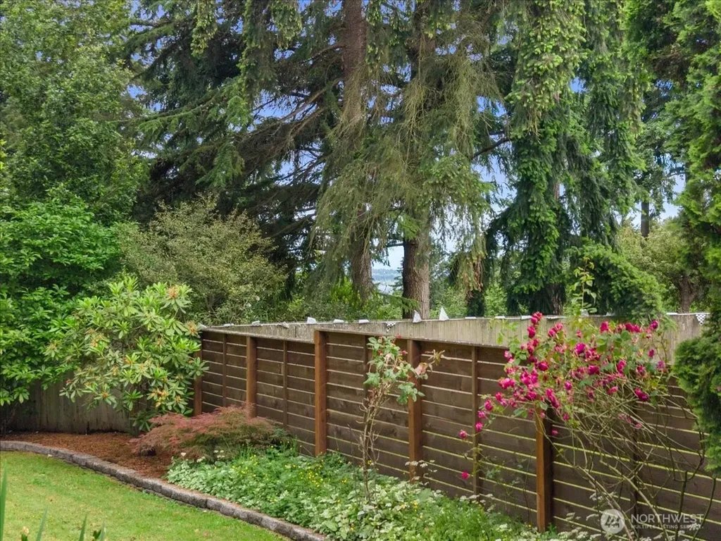 13154 91st Place NE Kirkland WA 98034