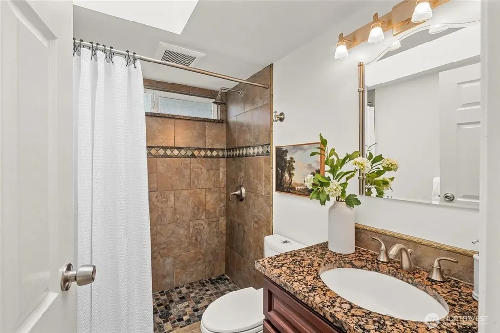13154 91st Place NE Kirkland WA 98034