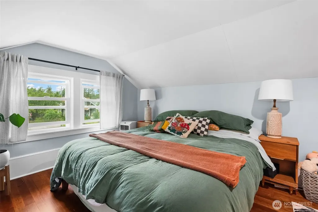 3711 Fawcett Avenue Tacoma WA 98418