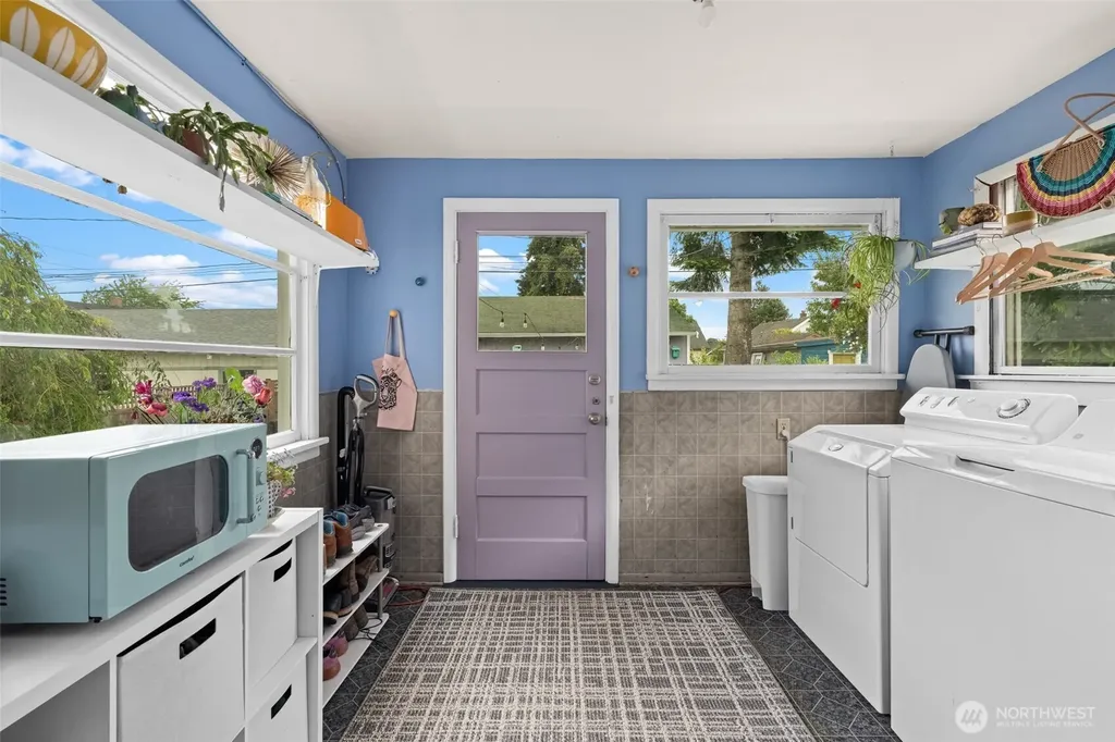 3711 Fawcett Avenue Tacoma WA 98418