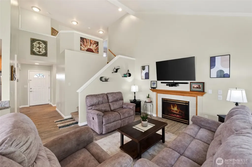 2202 Forest Ridge Drive SE Auburn WA 98002