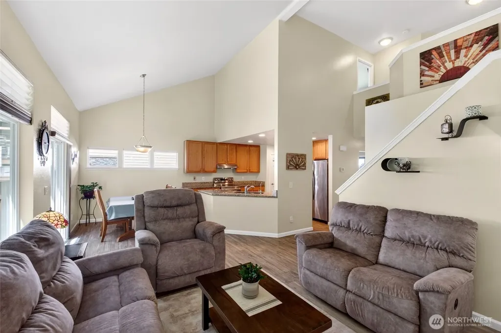 2202 Forest Ridge Drive SE Auburn WA 98002