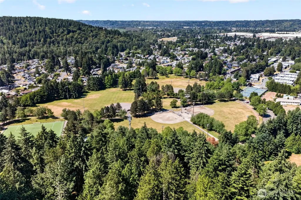 2202 Forest Ridge Drive SE Auburn WA 98002