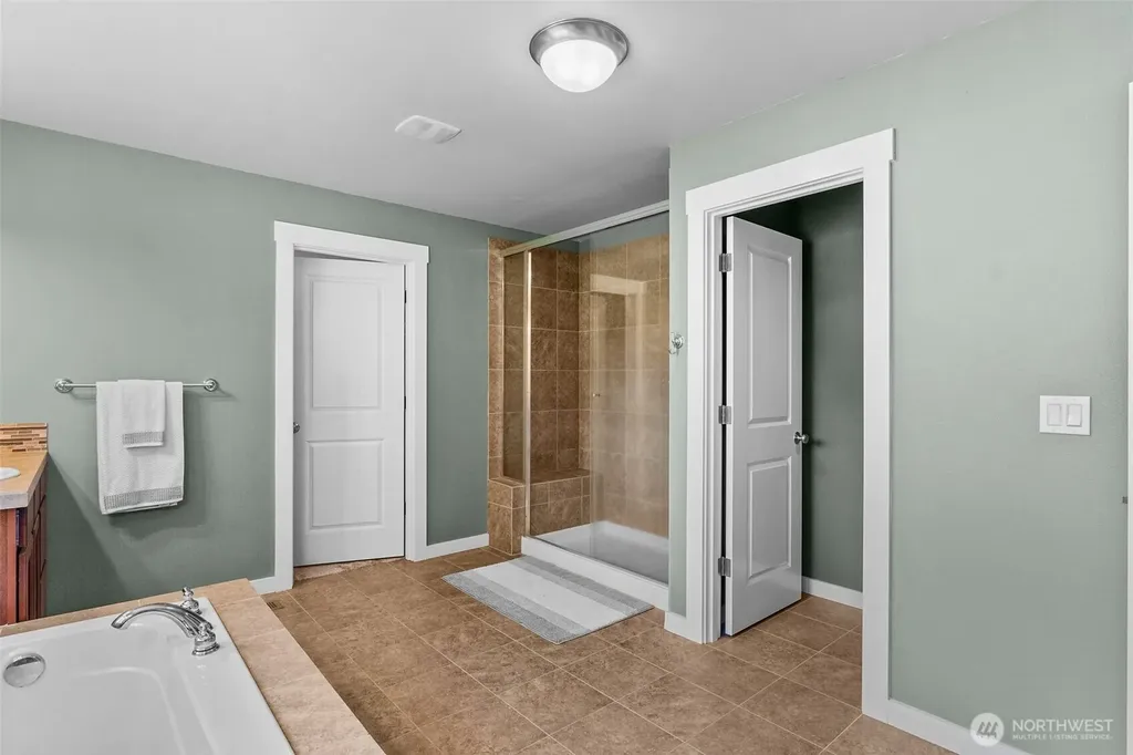 8983 Windham Court NE Lacey WA 98516