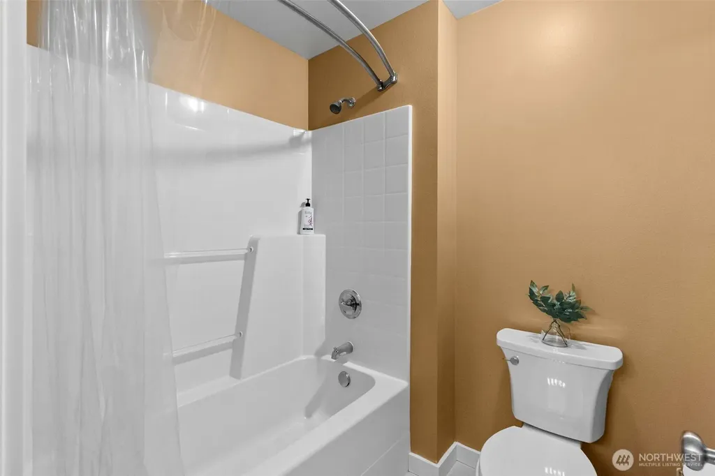 8983 Windham Court NE Lacey WA 98516