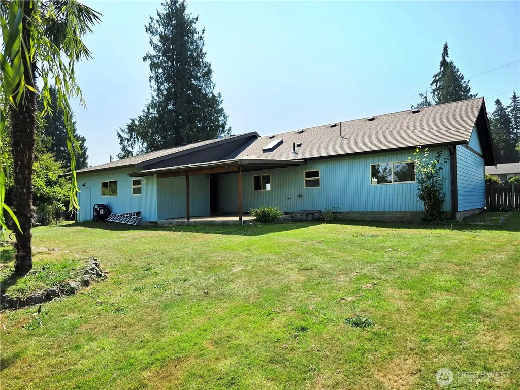 2215 Alison Avenue Mount Vernon WA 98273