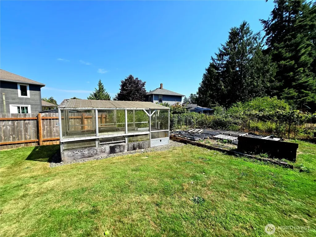 2215 Alison Avenue Mount Vernon WA 98273