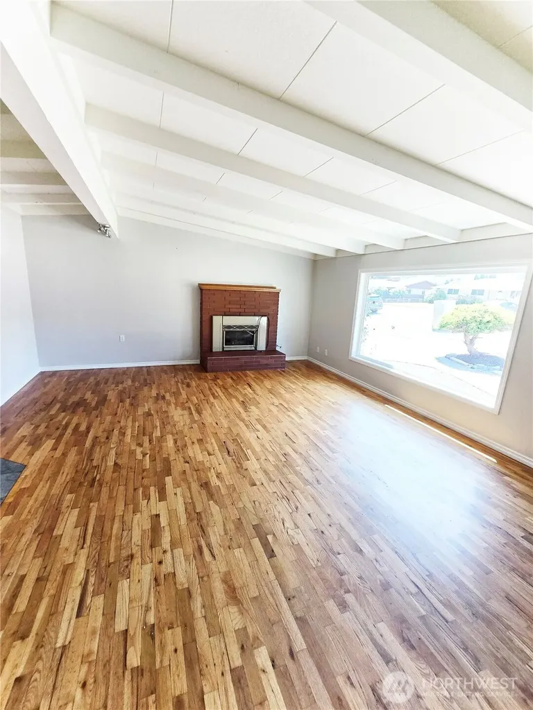 2215 Alison Avenue Mount Vernon WA 98273