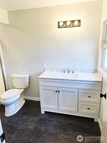 2215 Alison Avenue Mount Vernon WA 98273