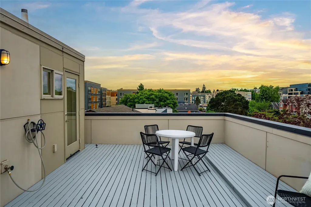 3951 SW Oregon Street Seattle WA 98116
