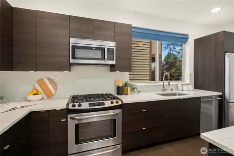 3951 SW Oregon Street Seattle WA 98116