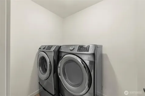 3951 SW Oregon Street Seattle WA 98116