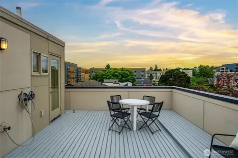 3951 SW Oregon Street Seattle WA 98116
