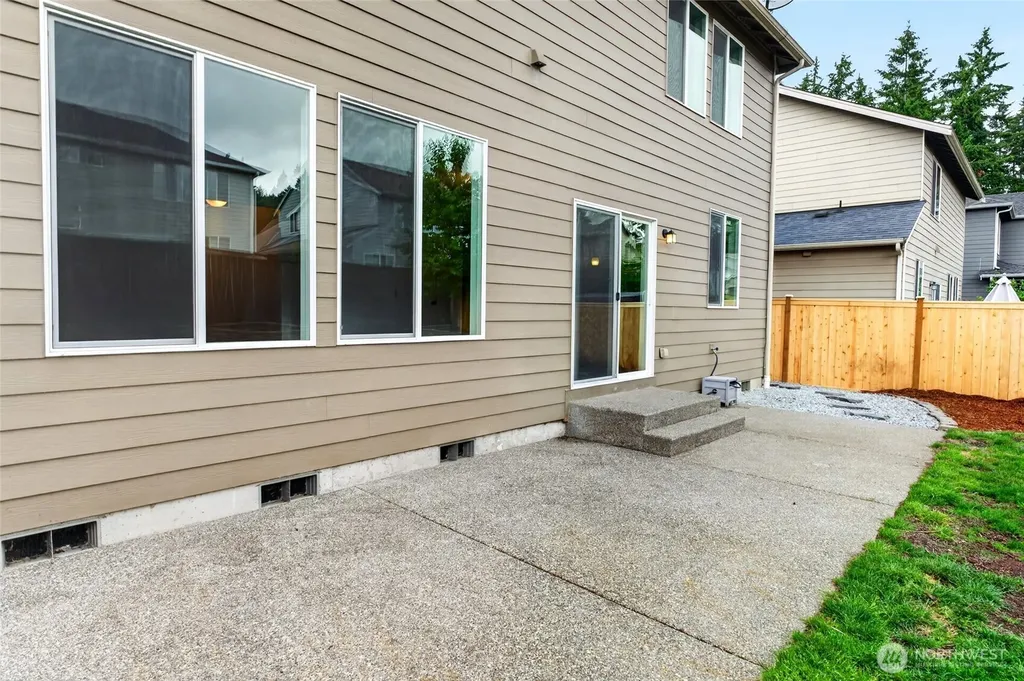 18209 5th Avenue Ct E Spanaway WA 98387