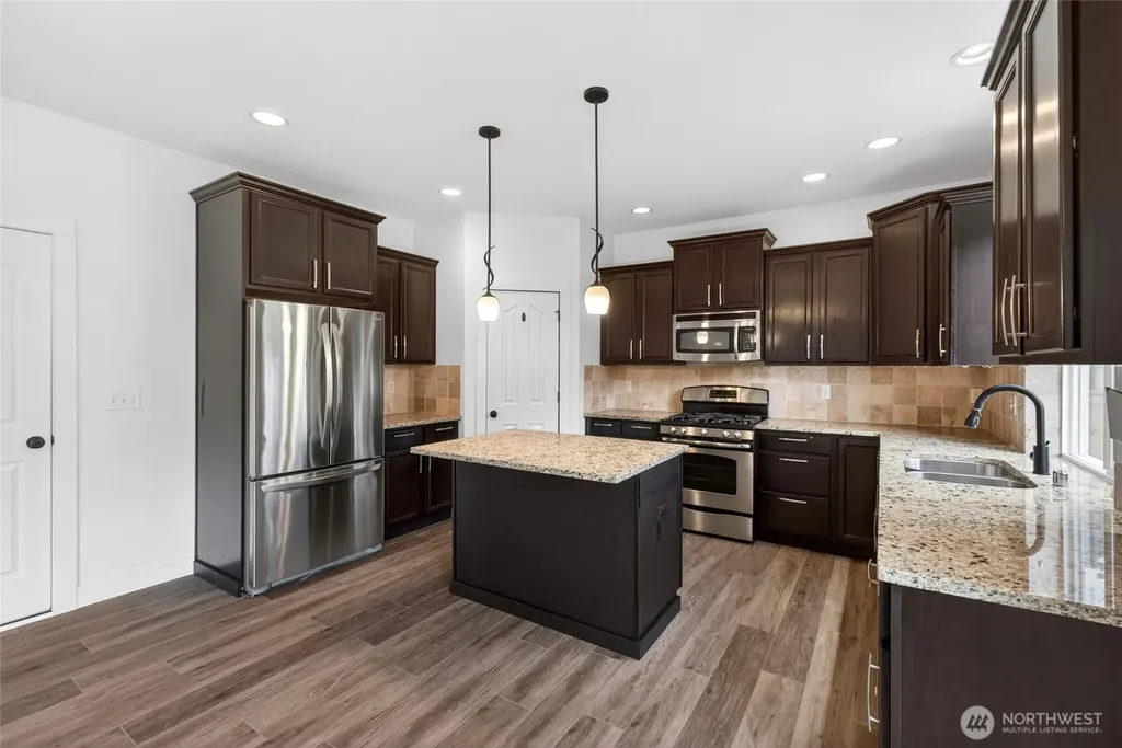 18209 5th Avenue Ct E Spanaway WA 98387