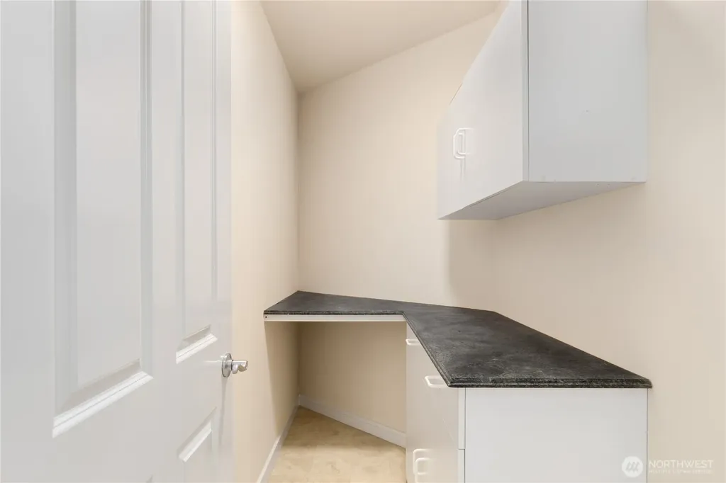 528 Lake Street S Kirkland WA 98033