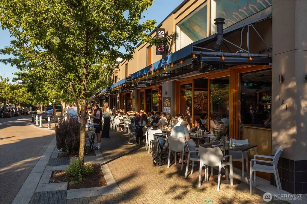 528 Lake Street S Kirkland WA 98033