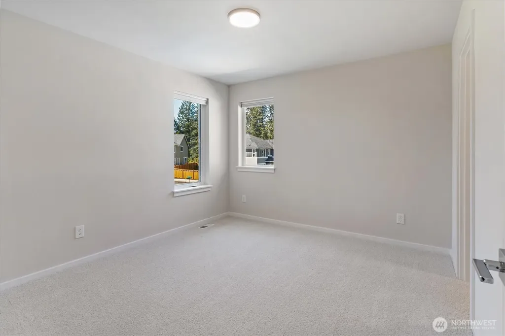 8586 121st Place SE Newcastle WA 98056
