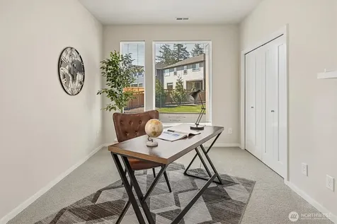 8586 121st Place SE Newcastle WA 98056
