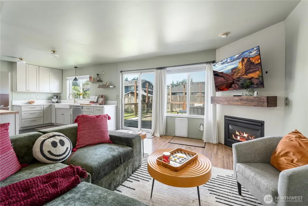 1560 SW 9th Avenue Oak Harbor WA 98277