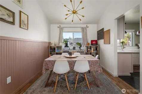 1560 SW 9th Avenue Oak Harbor WA 98277