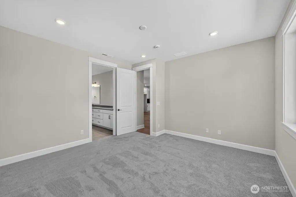 2719 Bowthorpe Street SE Lacey WA 98513