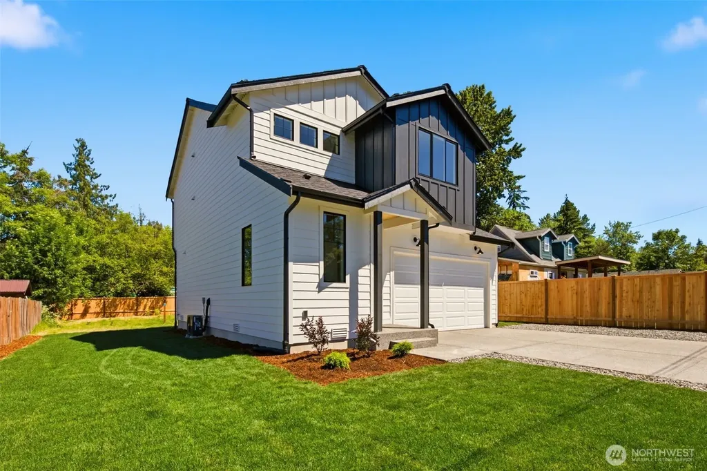 9711 Mckinley Avenue E Tacoma WA 98445